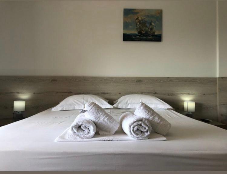 Vila Gjoni Sarandë Exterior foto